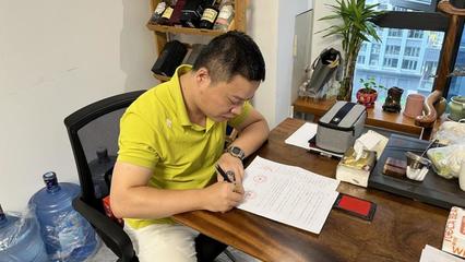 訪企拓崗進(jìn)行時(shí)丨數(shù)字媒體藝術(shù)系走進(jìn)福建云窩文化傳媒，共繪美術(shù)圖案設(shè)計(jì)新篇章